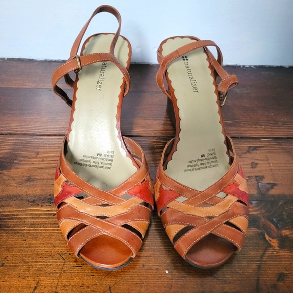 Naturalizer Wedge Sandal - Picture 1 of 5
